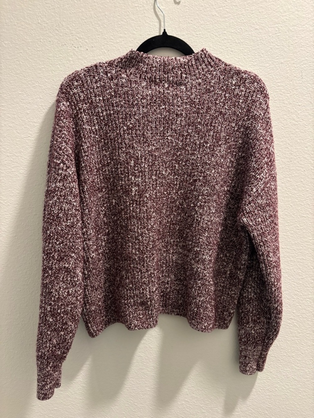 Old Navy Women’s Burgundy Knit Sweater, size L - Picture 4 of 5